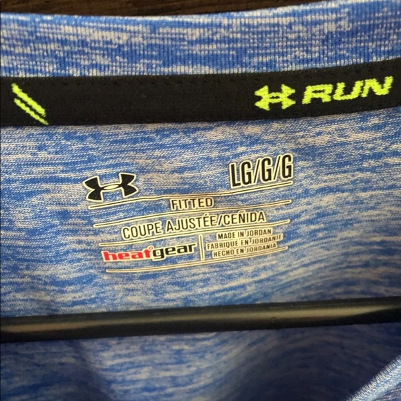 Under Armour Shirt - Picture 3 of 3